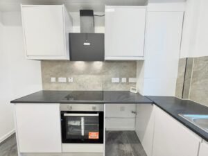 FLAT DISPONÍVEL - E17 9RY - Walthamstow - Disponível imediato - £2,200 mensal