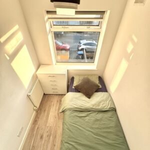 EN3 4RN - Disponível imediato - 1 pessoa £150