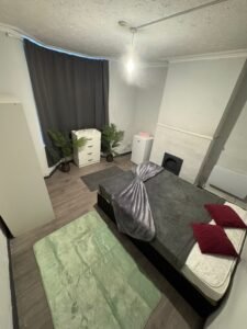 N17 9UY - Disponível imediato - Casal £230