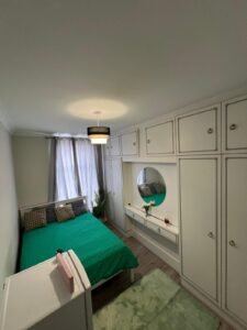 EN3 7AZ - Disponível imediato - Casal £230 - 1 pessoa £200