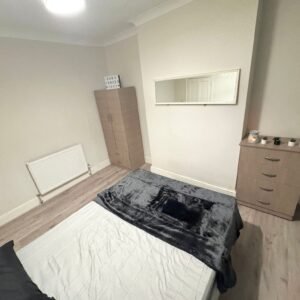 EN3 7AZ - Disponível imediato - 1 pessoa £200 - Casal £230