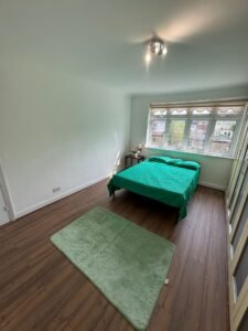 RM5 3TA - Disponível 01/08 Domingo - Casal £240